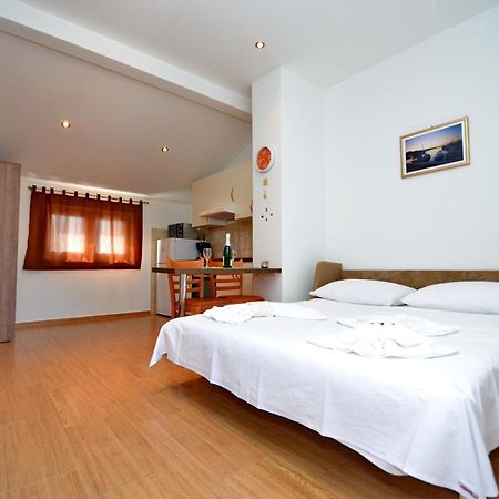 Studio Apartment Martin Zadar Buitenkant foto