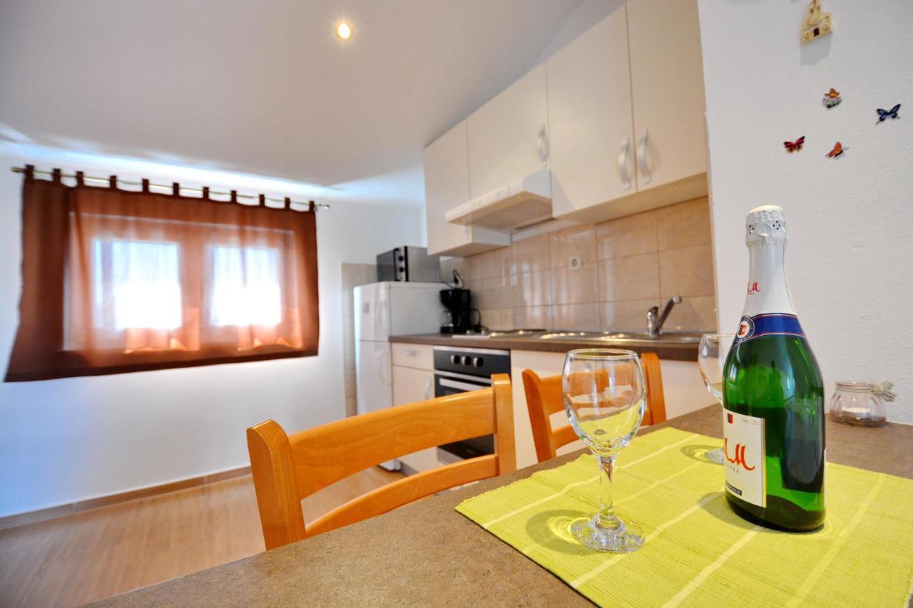 Studio Apartment Martin Zadar Buitenkant foto