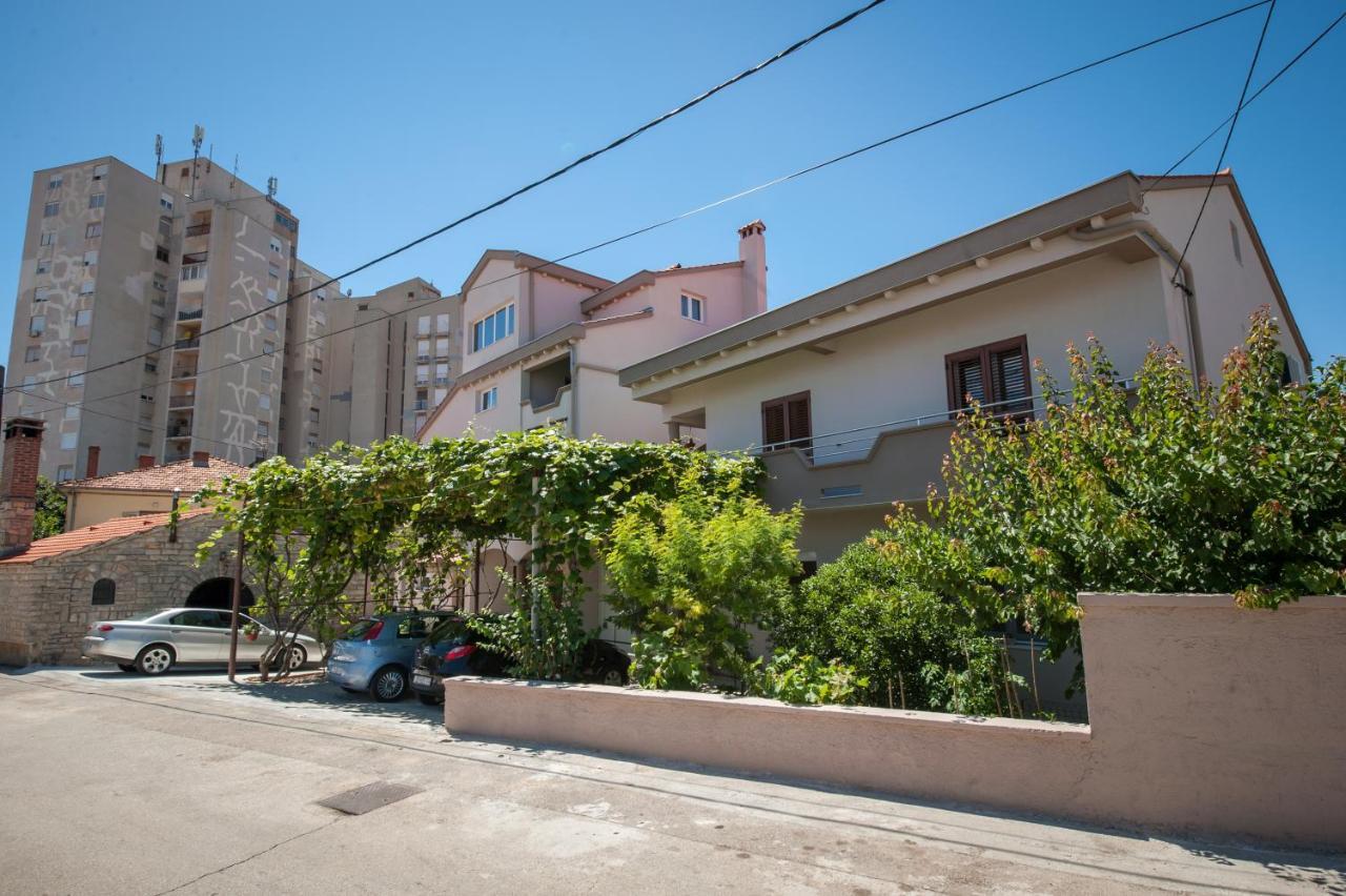 Studio Apartment Martin Zadar Buitenkant foto