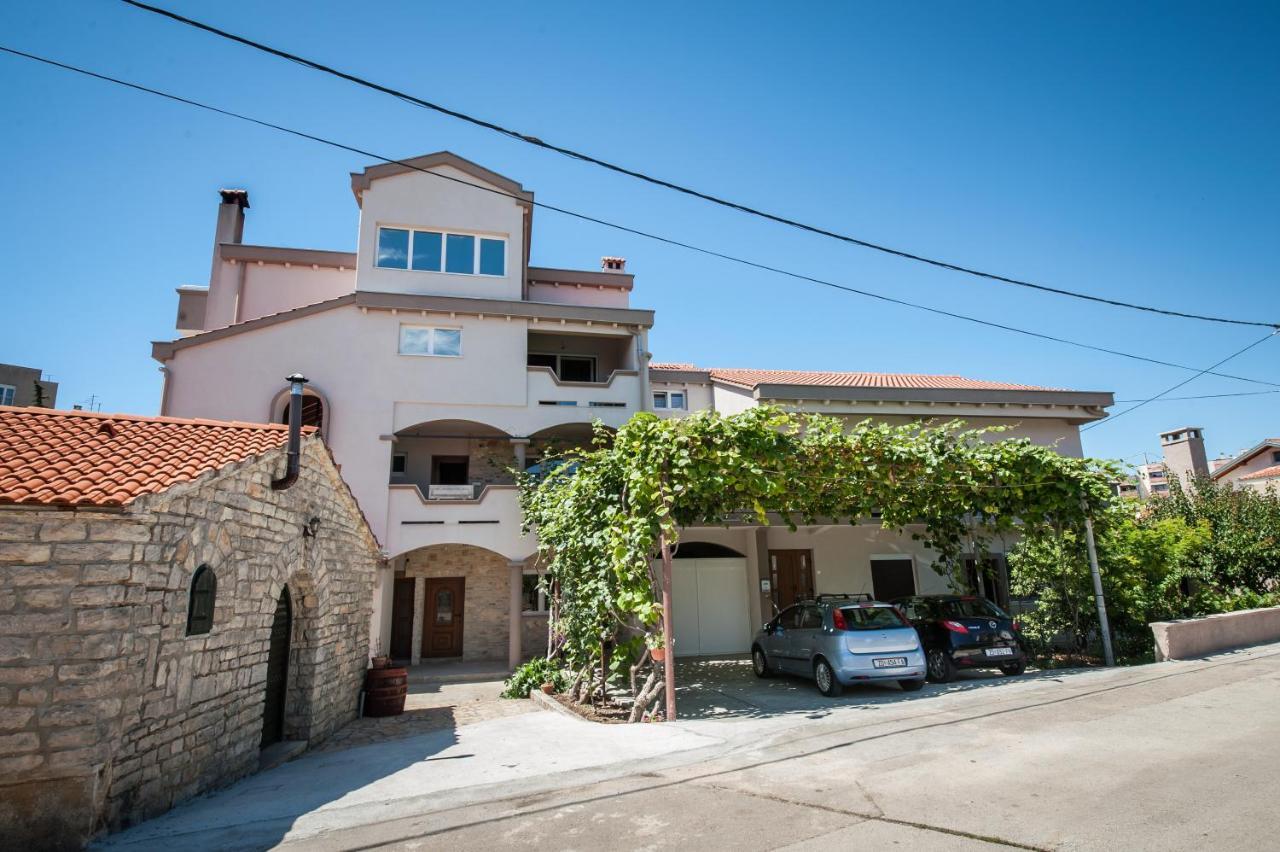 Studio Apartment Martin Zadar Buitenkant foto